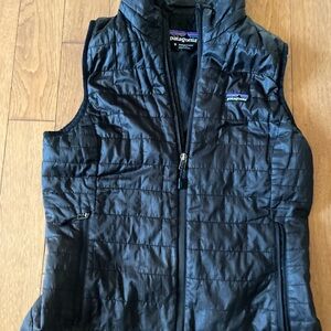 Patagonia Black Quilted Vest